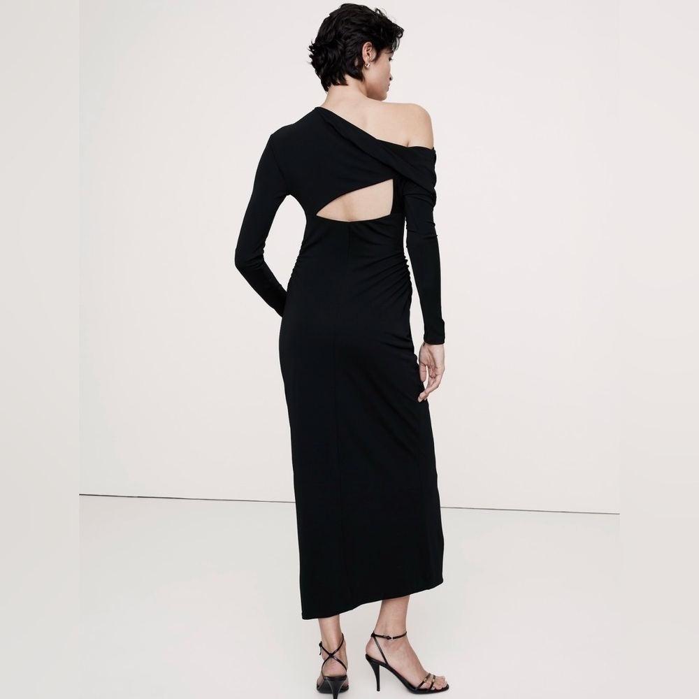NEW! BANANA REPUBLIC BLACK JERSEY KNIT ASYMMETRICAL DRAPED MAXI DRESS 🧬 - Picture 3 of 11